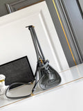 Bonnie medium leather handbag