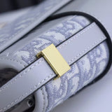 30 Montaigne Flap Bag