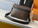 Classical Reading Men's Functional Bag Series